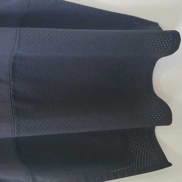 Adidas work out top NWOT - Picture 4 of 5